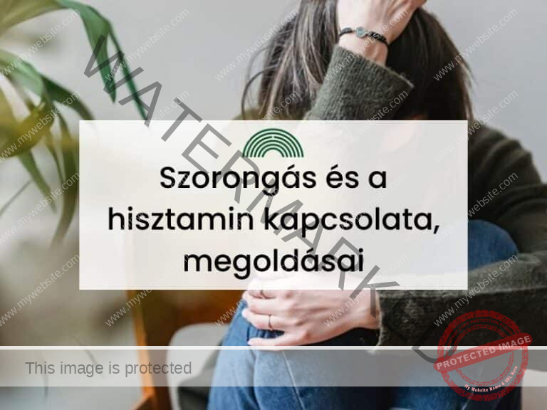 szorongó nő fejét támasztva